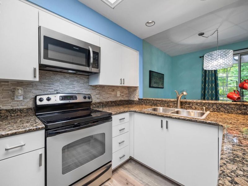 4370 Marin Woods Drive, Unit D, Port Clinton, OH 43452 Photo 17