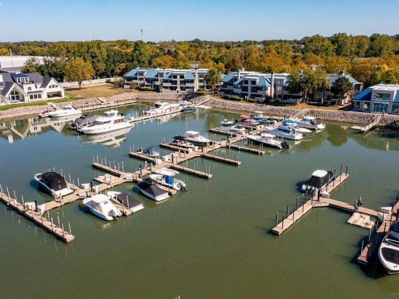 4370 Marin Woods Drive, Unit D, Port Clinton, OH 43452 Photo 2