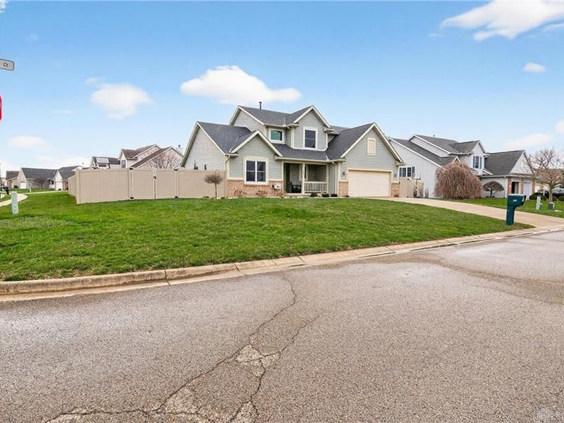 800 Antler Court, Piqua, OH 45356 Photo 2