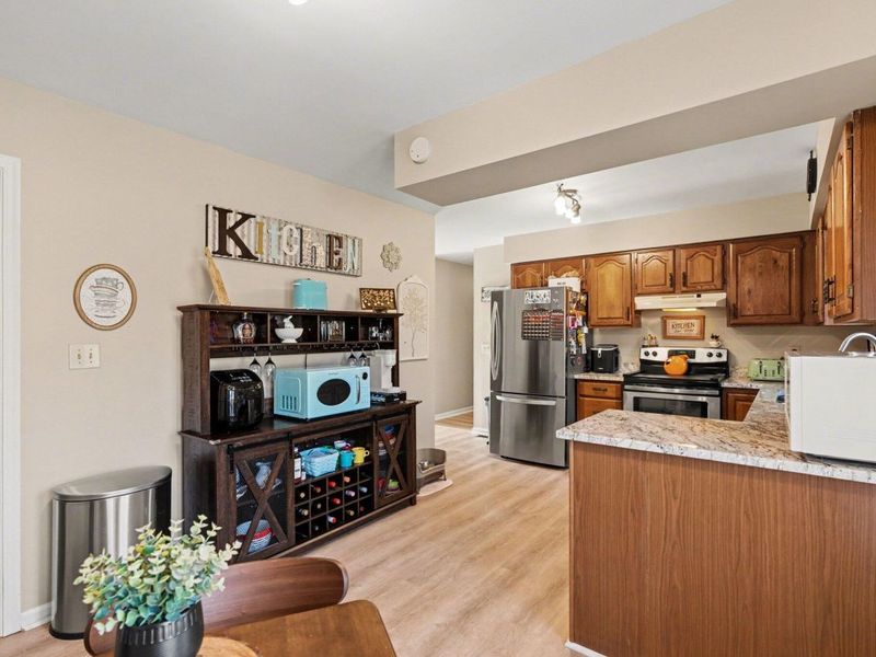 8182 N Dilcrest Circle, Florence, KY 41042 Photo 8