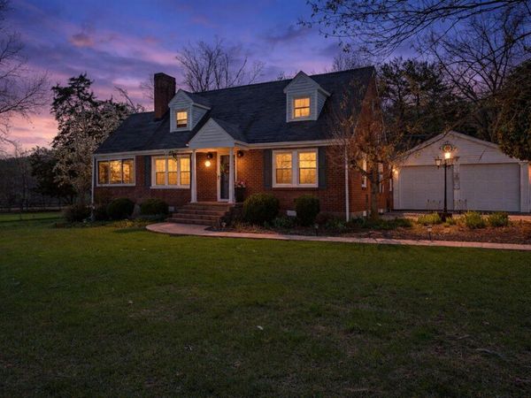 779 Catawba RD , Daleville, VA 24083