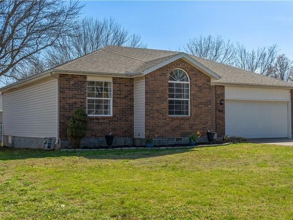 513 Kennedy Street, Frontenac, KS 66763