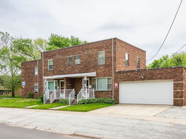 Unit 5, Lansing, IL 60438