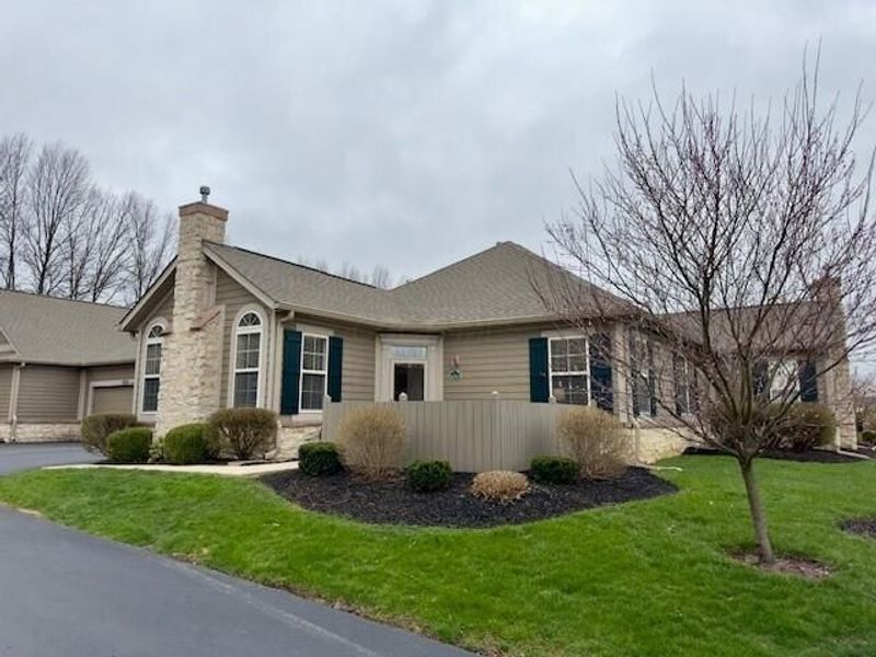 4262 Bridgelane Place, Unit 27, New Albany, OH 43054 Photo 1