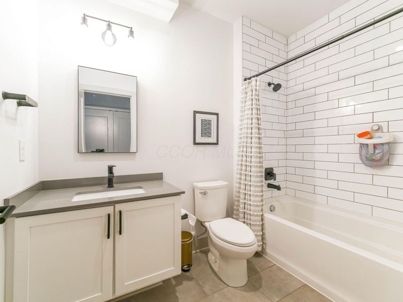 1084 Bryden Road, Unit 9, Columbus, OH 43205 Photo 35