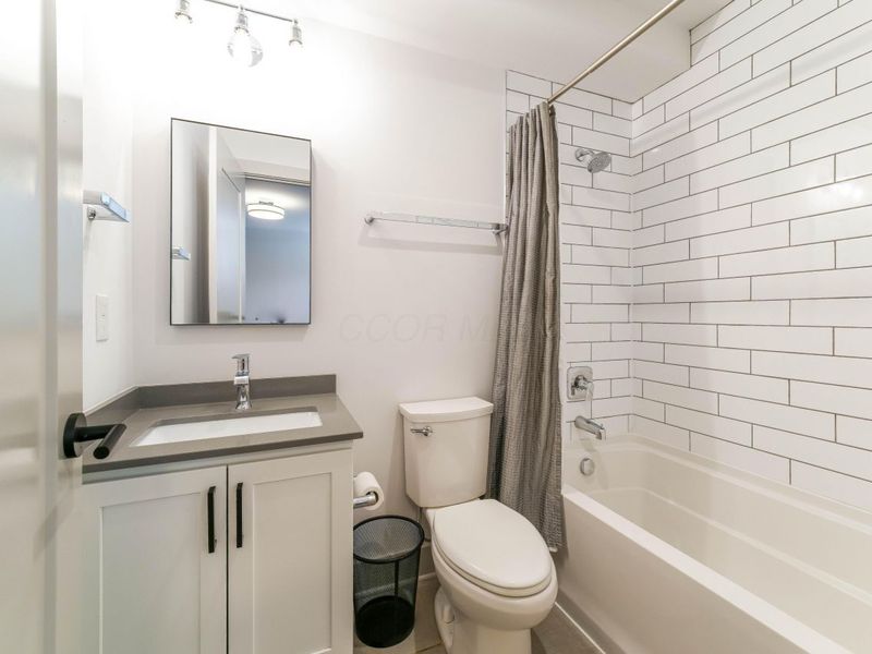 1084 Bryden Road, Unit 9, Columbus, OH 43205 Photo 41