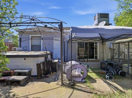 5317 49th St, Sacramento, CA 95820 Photo