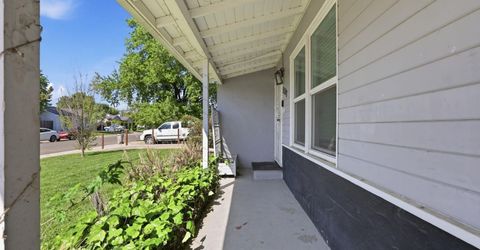 5317 49th St, Sacramento, CA 95820 Photo