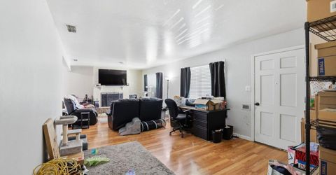 5317 49th St, Sacramento, CA 95820 Photo