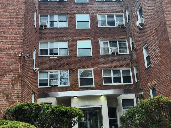 1234 Midland Avenue , Unit 3E, Bronxville, NY 10708