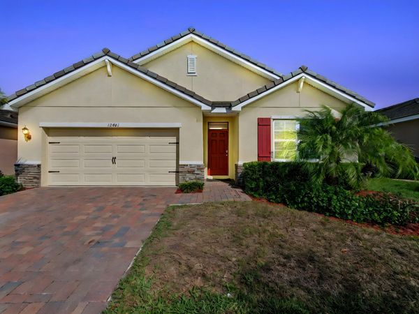12401 Arabella Drive, Port St. Lucie, FL 34987