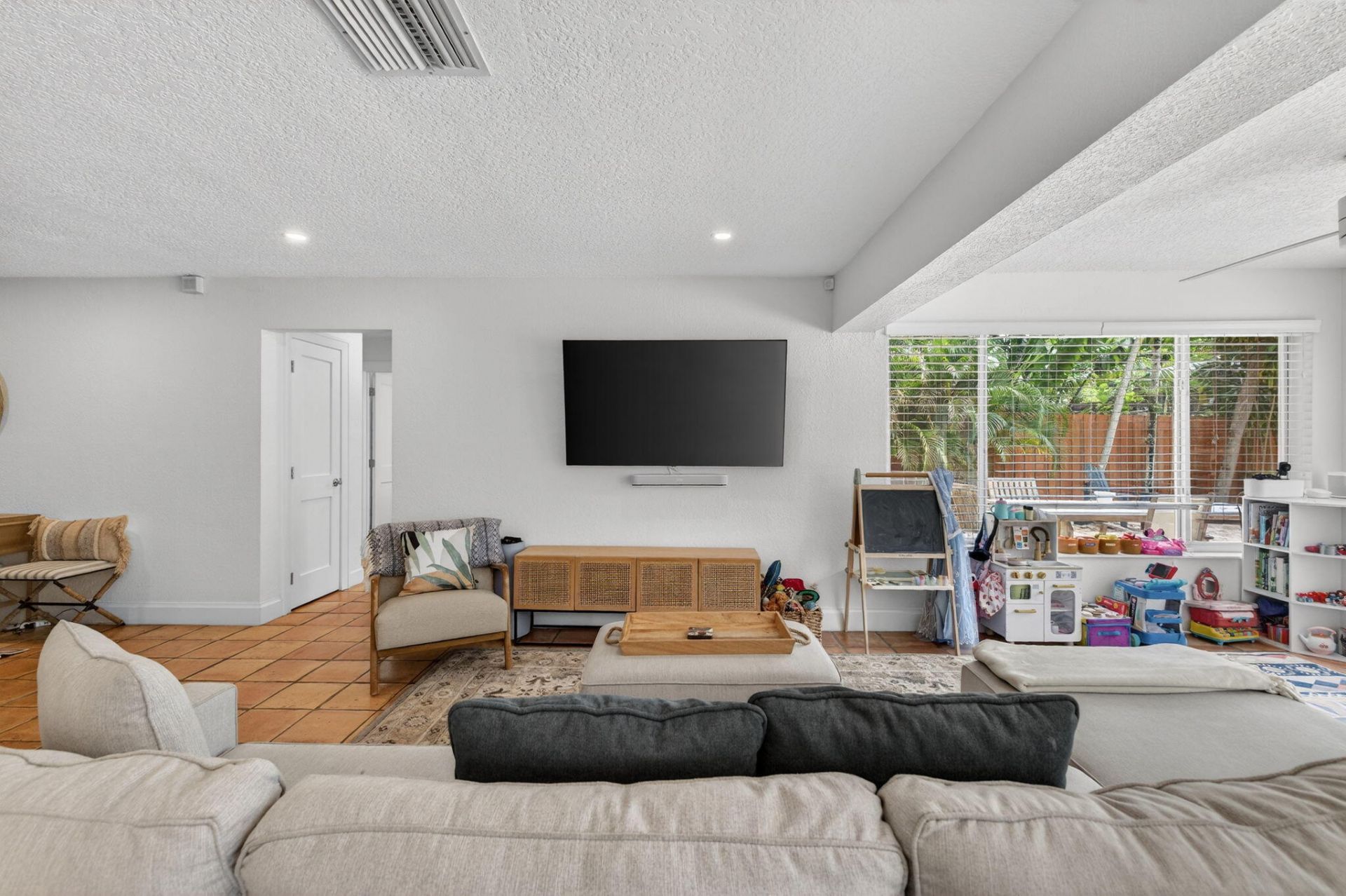 3030 SW 23rd Street, Fort Lauderdale, FL 33312 Photo