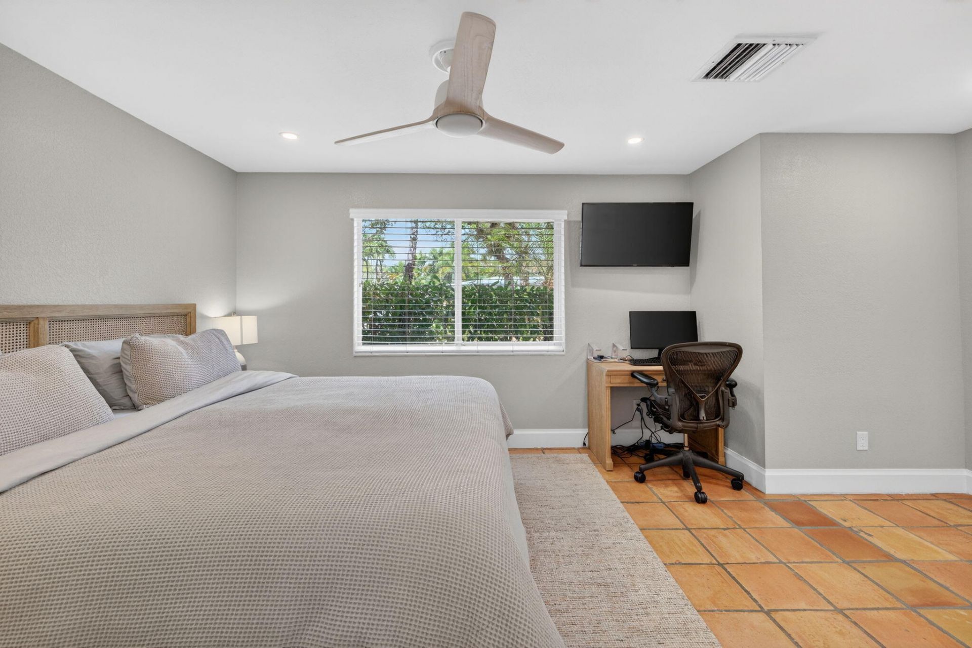 3030 SW 23rd Street, Fort Lauderdale, FL 33312 Photo