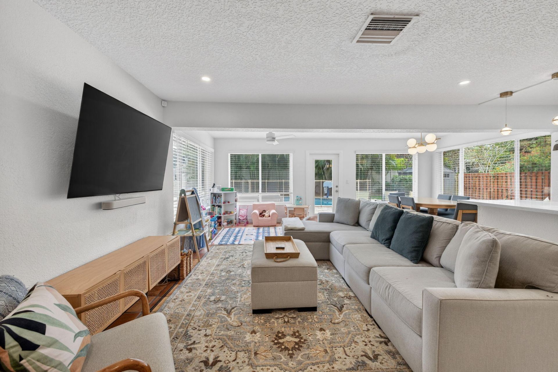 3030 SW 23rd Street, Fort Lauderdale, FL 33312 Photo