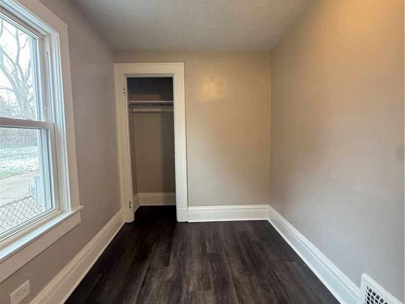 6715 Theota Avenue , Unit DOWN, Parma, OH 44129 Photo 10