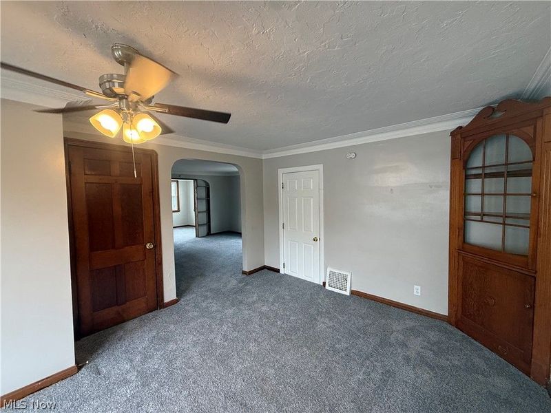 6715 Theota Avenue , Unit DOWN, Parma, OH 44129 Photo 4