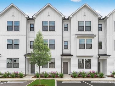 2304 Oakwood Meadows Court, Raleigh, NC 27604