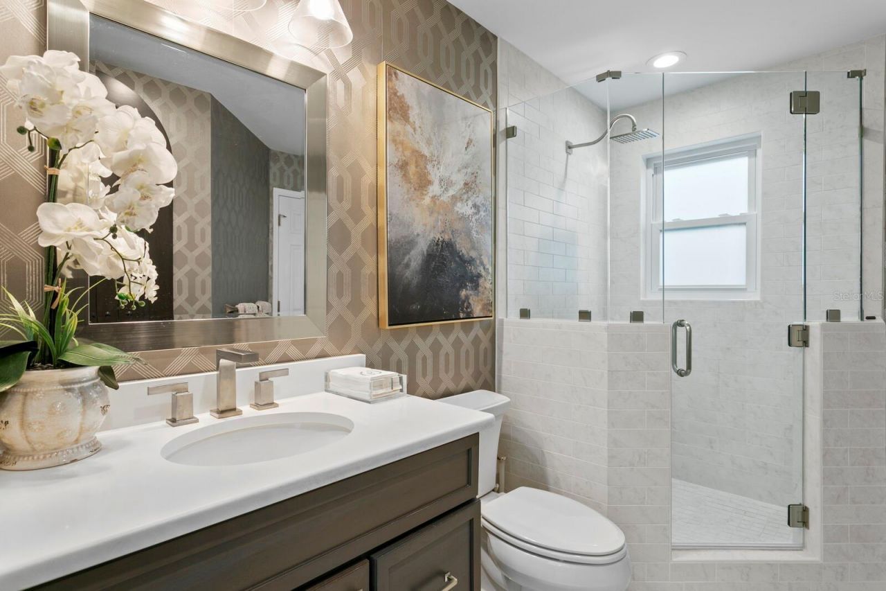 3915 Snapper Pointe Drive, Tampa, FL 33611 Photo