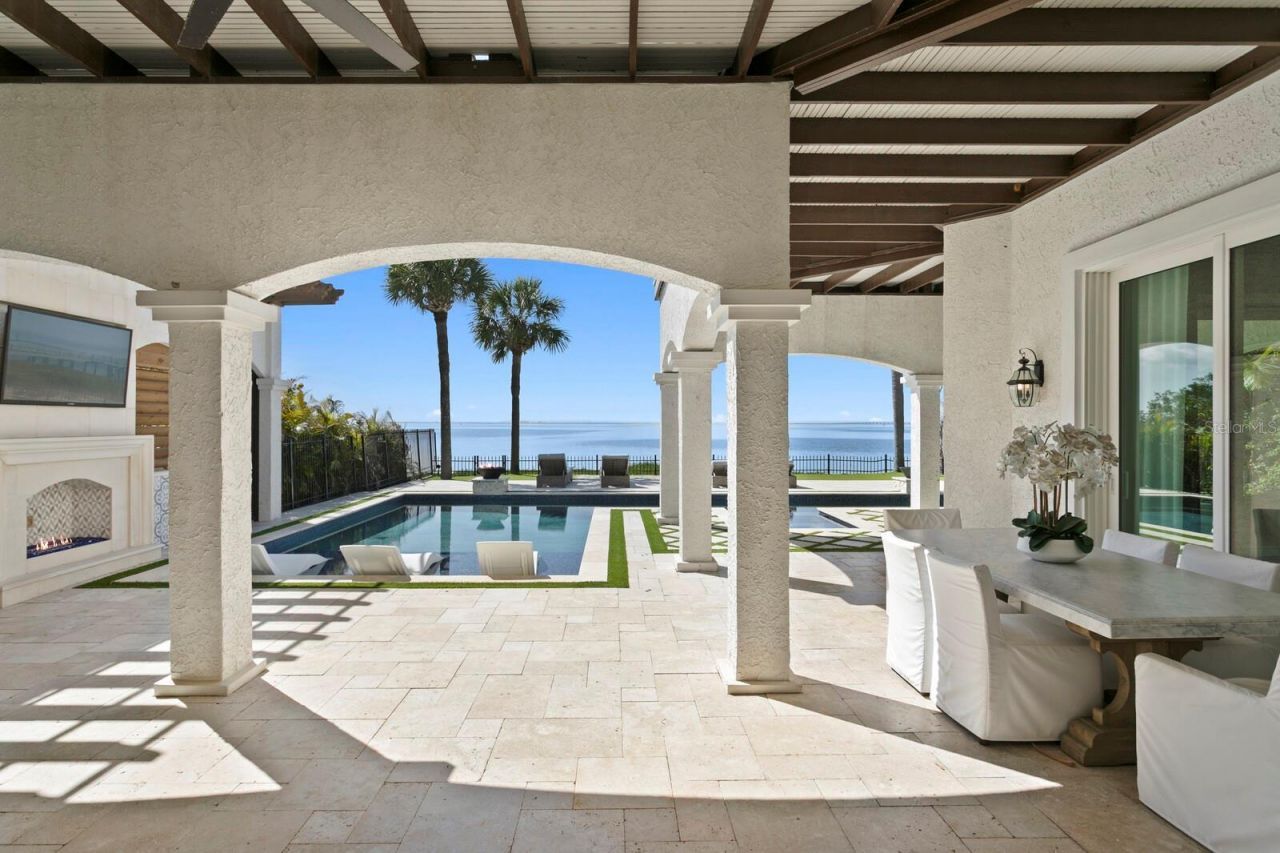 3915 Snapper Pointe Drive, Tampa, FL 33611 Photo