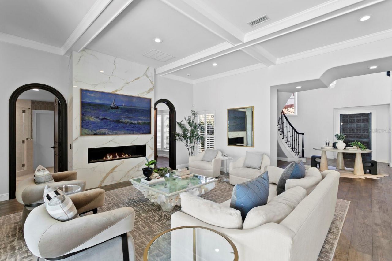 3915 Snapper Pointe Drive, Tampa, FL 33611 Photo