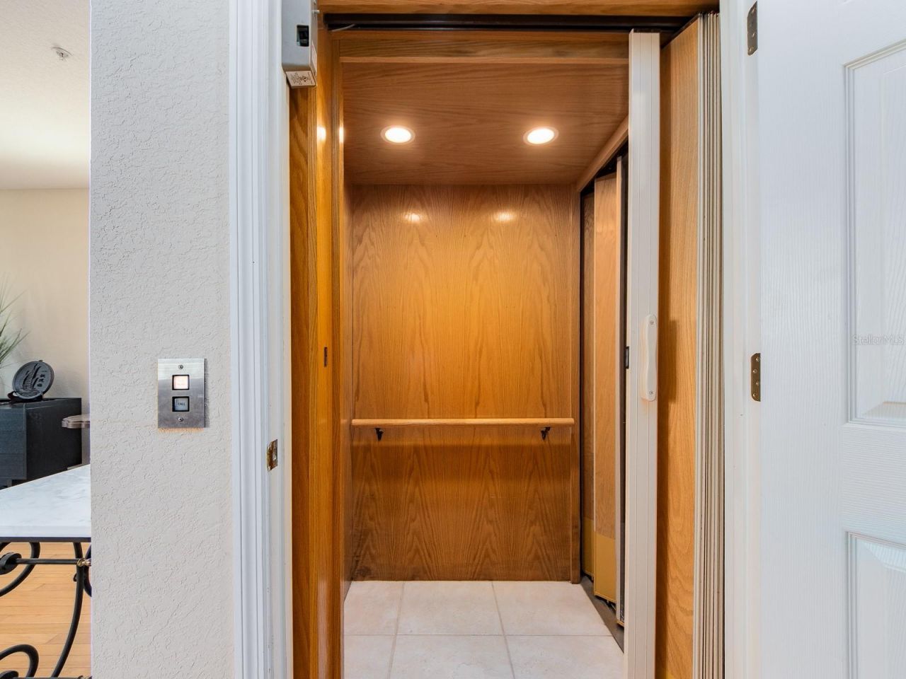 139 Yacht Club Circle, North Redington Beach, FL 33708 Photo