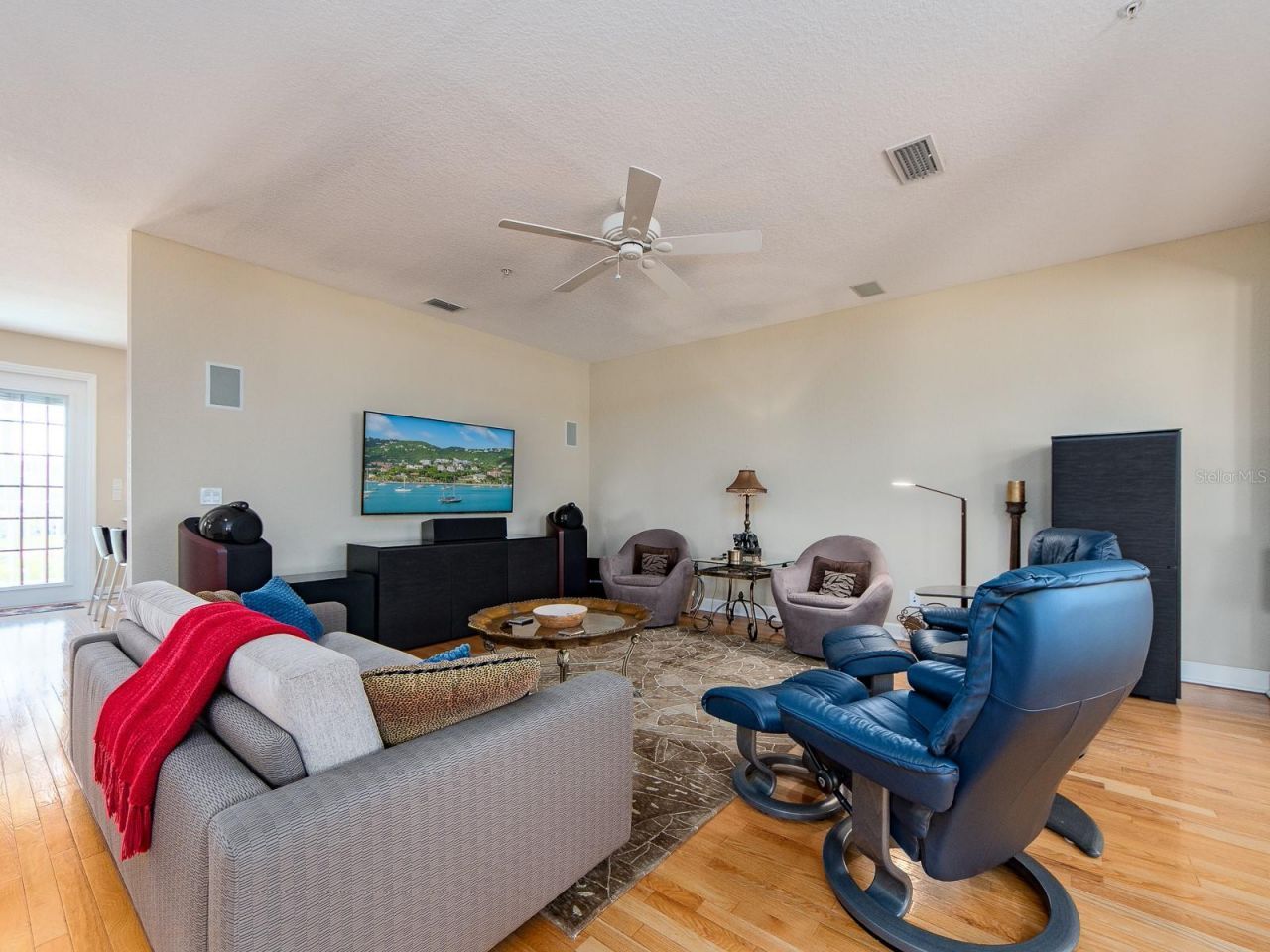 139 Yacht Club Circle, North Redington Beach, FL 33708 Photo