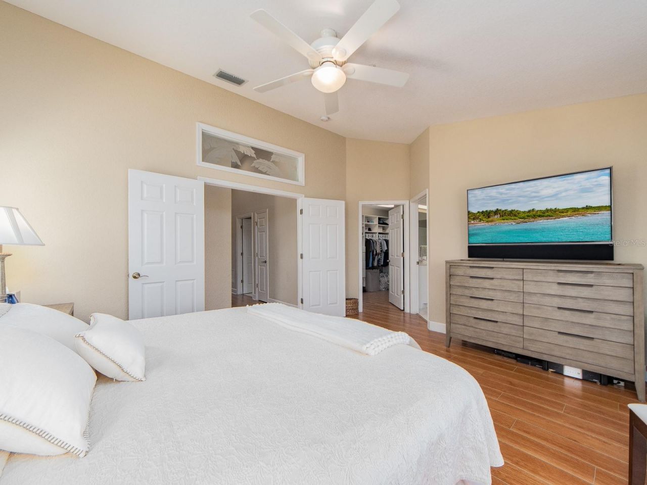 139 Yacht Club Circle, North Redington Beach, FL 33708 Photo