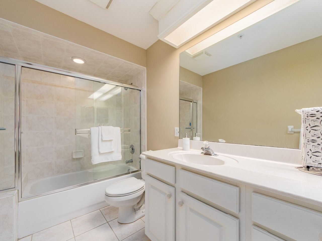 139 Yacht Club Circle, North Redington Beach, FL 33708 Photo