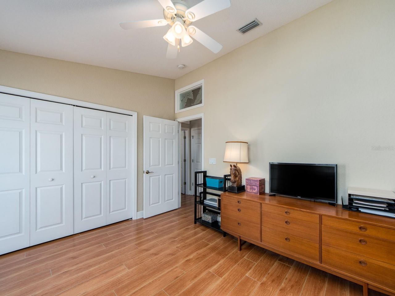 139 Yacht Club Circle, North Redington Beach, FL 33708 Photo