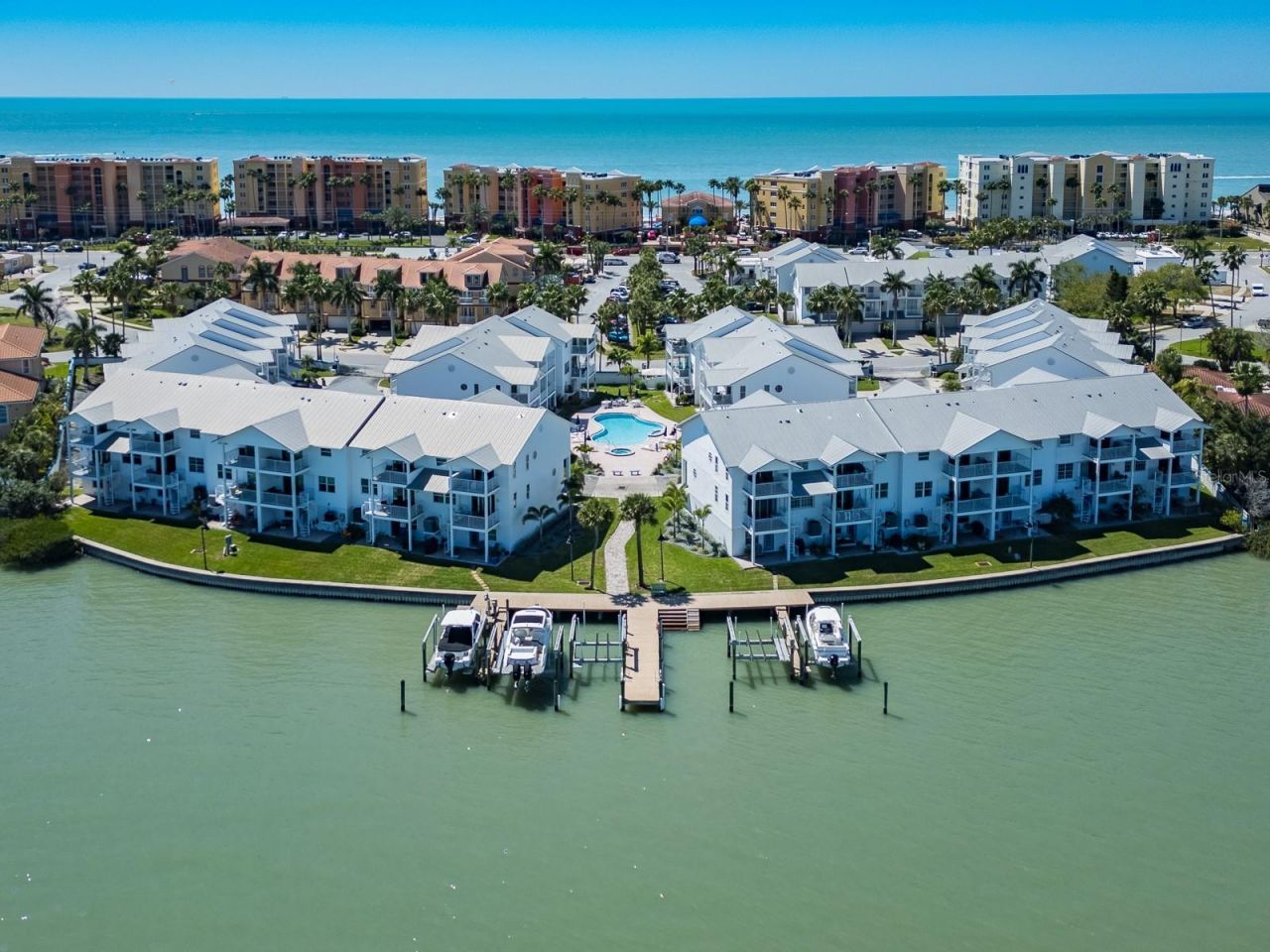 139 Yacht Club Circle, North Redington Beach, FL 33708 Photo