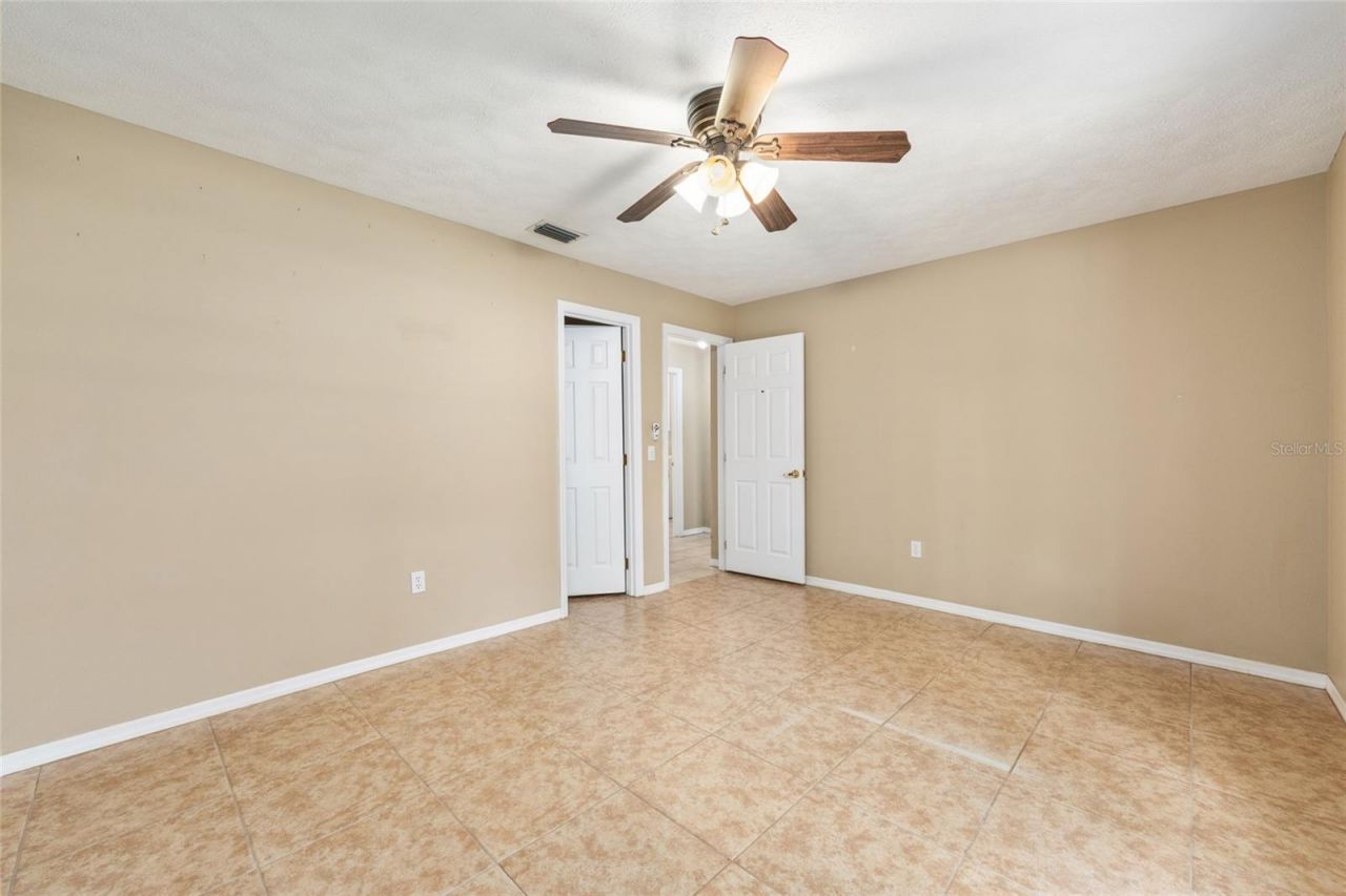 4885 NE 132nd Place , Anthony, FL 32617 Photo