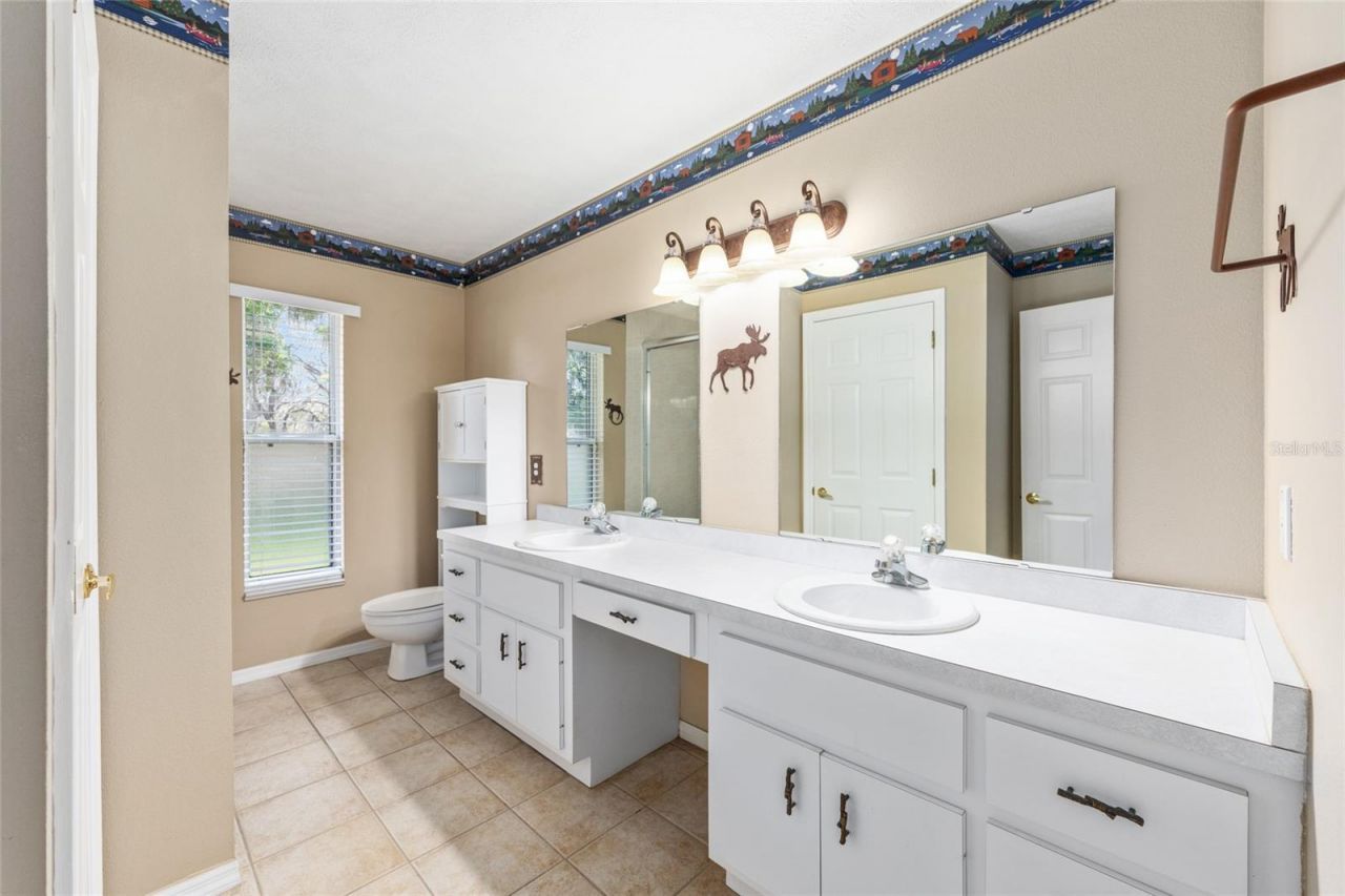 4885 NE 132nd Place , Anthony, FL 32617 Photo