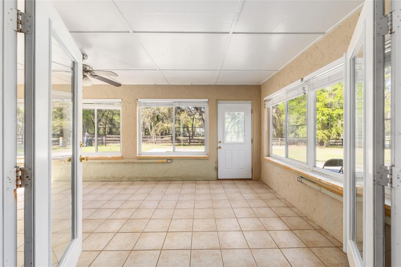 4885 NE 132nd Place , Anthony, FL 32617 Photo