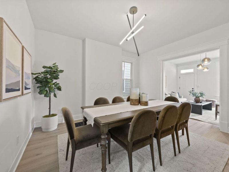 550 W Town Street , Columbus, OH 43215 Photo 6