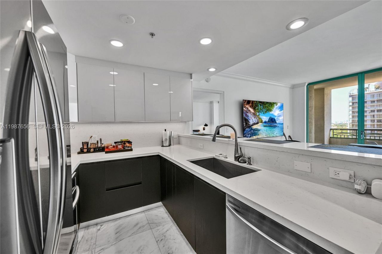 3350 SW 27th Ave, Unit 1908, Coconut Grove, FL 33133 Photo