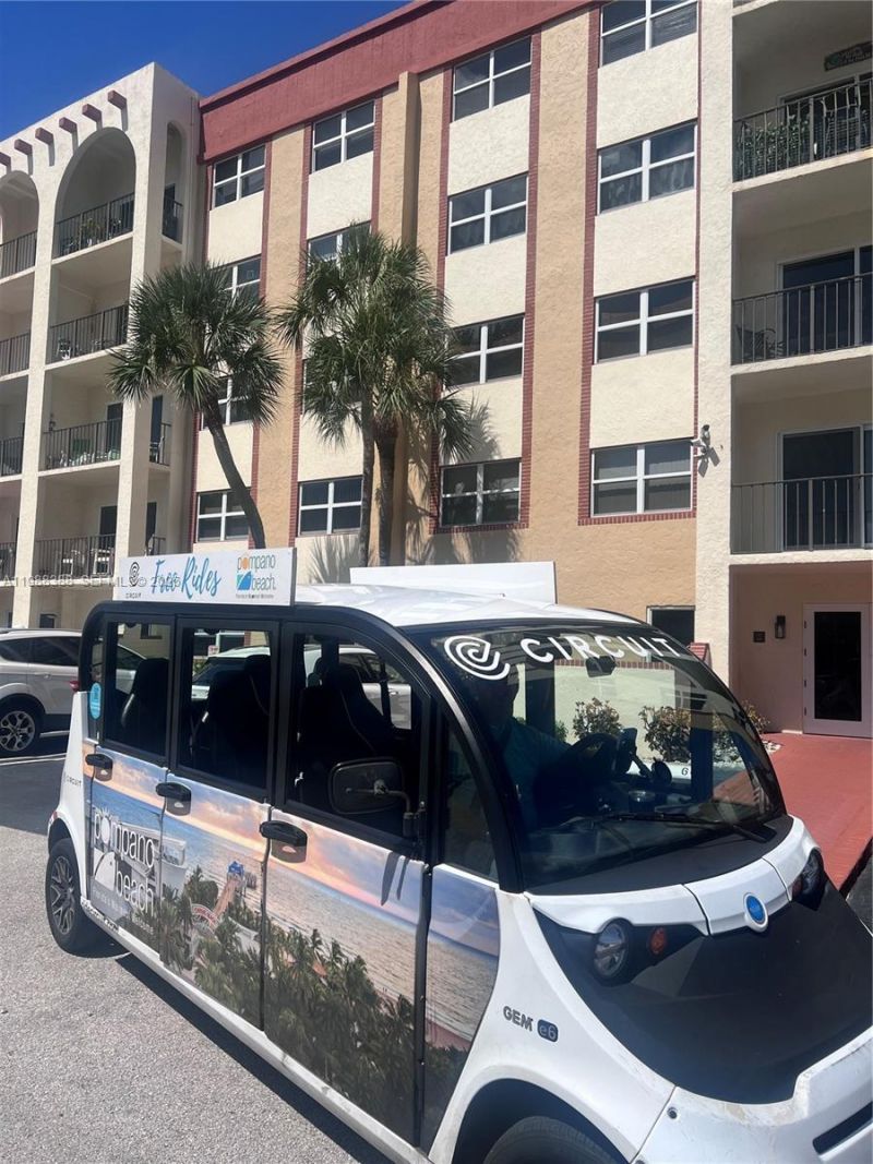 400 N Riverside Dr , Unit 214, Pompano Beach, FL 33062 Photo