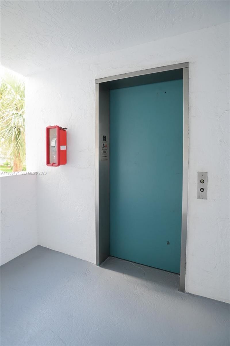 1490 Sheridan St, Unit 12A, Hollywood, FL 33020 Photo