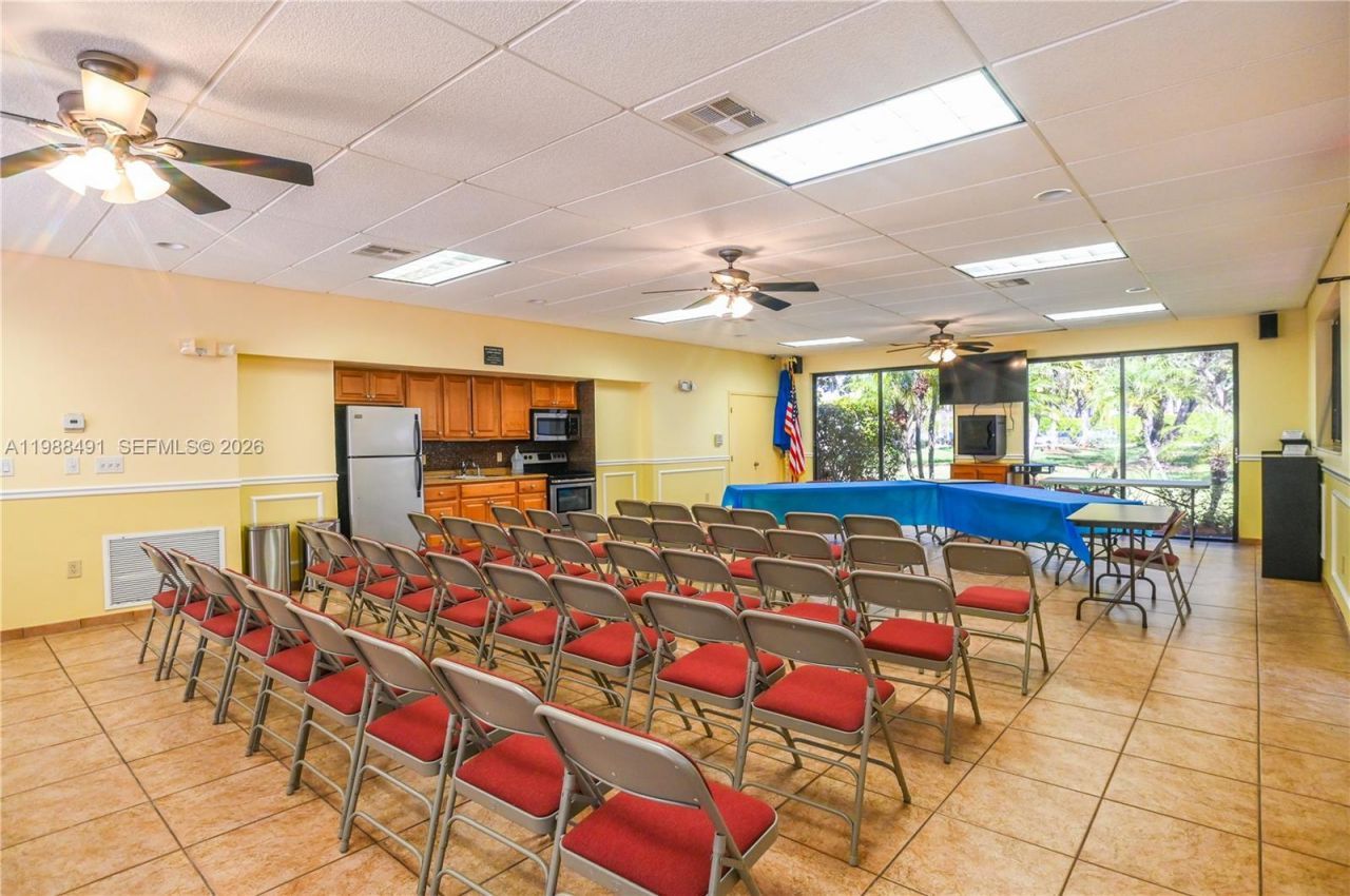 1490 Sheridan St, Unit 12A, Hollywood, FL 33020 Photo