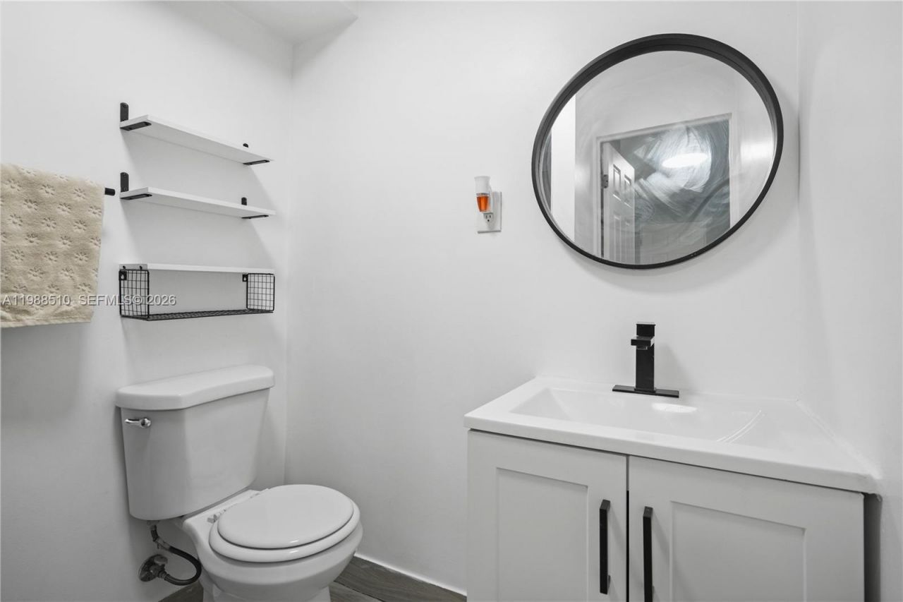 1803 SW 43rd Way , Fort Lauderdale, FL 33317 Photo