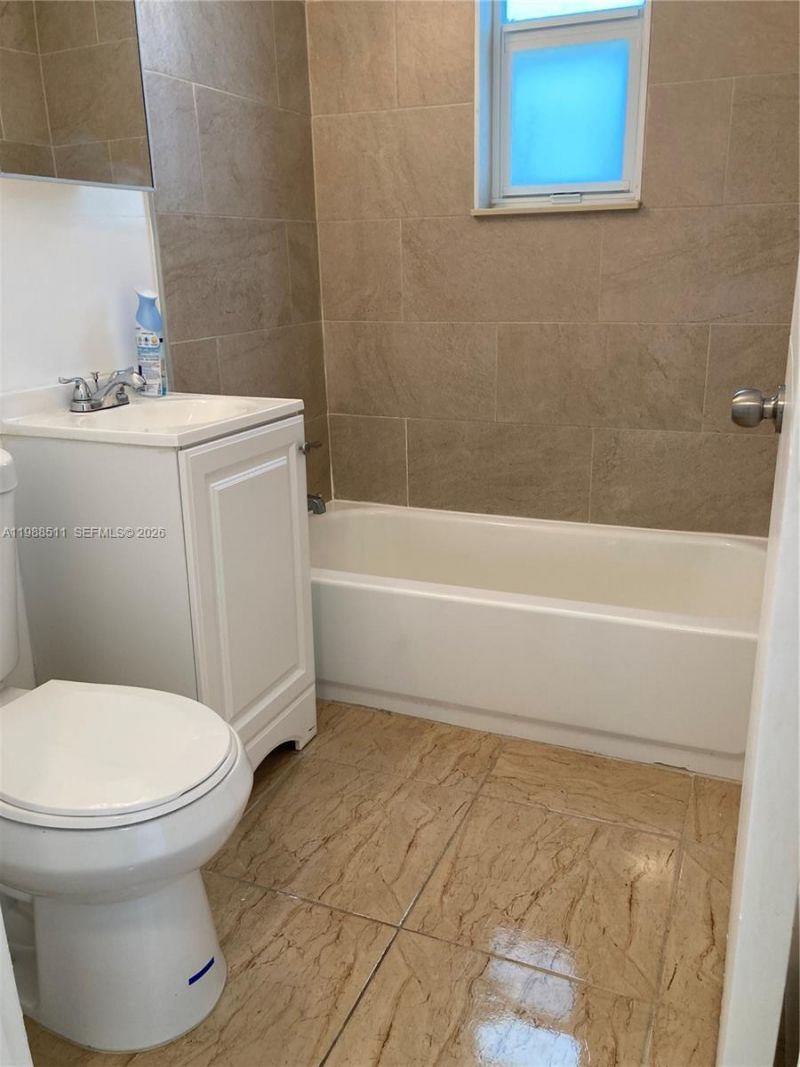 1815 NW 1st Ct , Unit 1, Miami, FL 33136 Photo