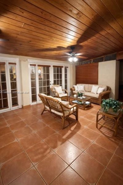 16236 SW 100th Ter, Miami, FL 33196 Photo