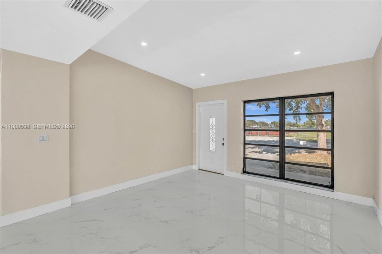 1600 SW 9th St , Fort Lauderdale, FL 33312 Photo