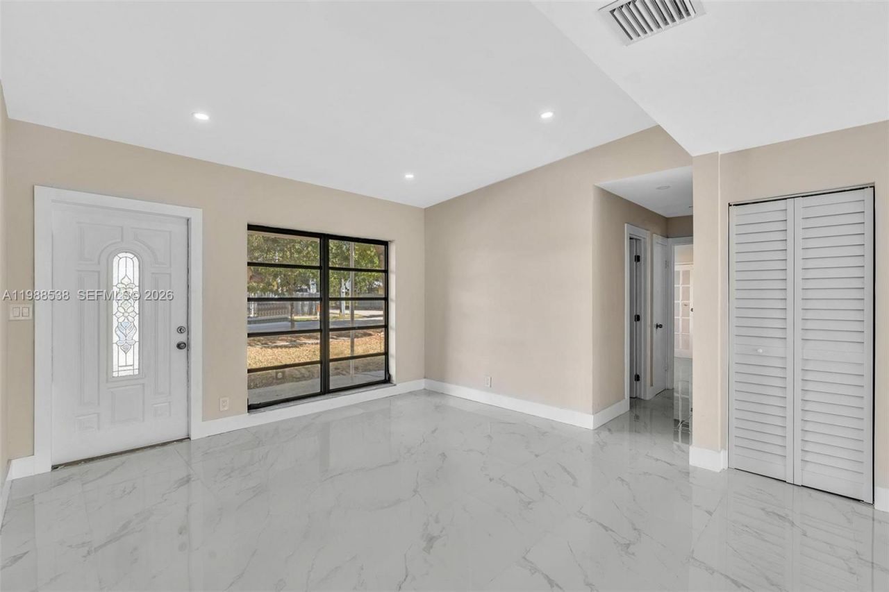 1600 SW 9th St , Fort Lauderdale, FL 33312 Photo