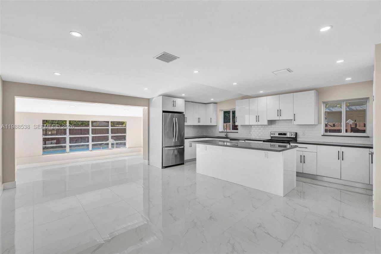 1600 SW 9th St , Fort Lauderdale, FL 33312 Photo