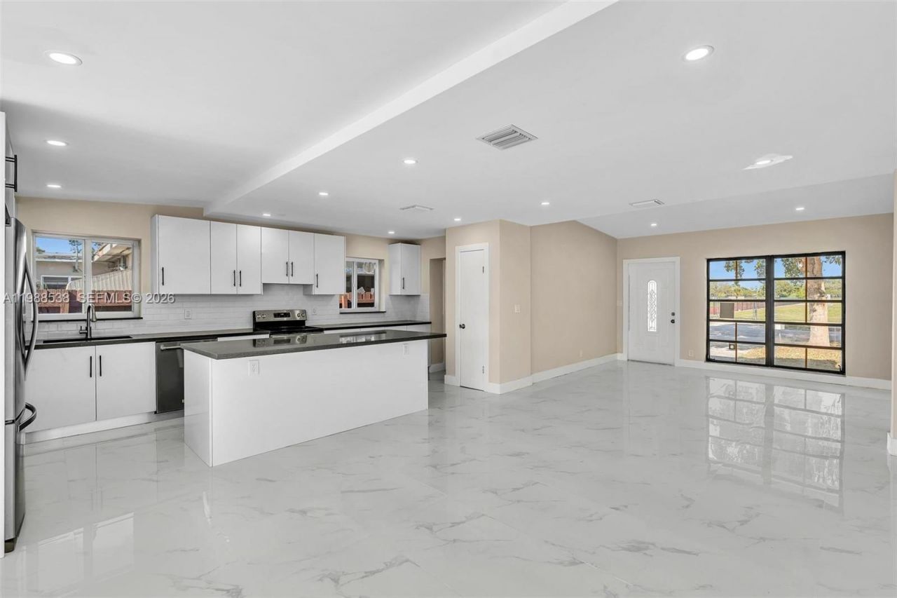 1600 SW 9th St , Fort Lauderdale, FL 33312 Photo