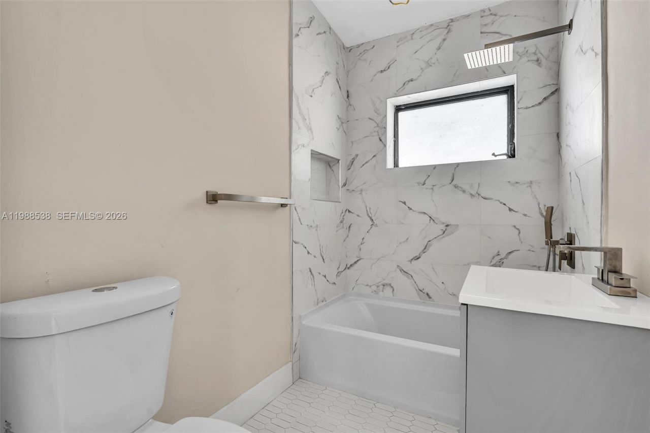 1600 SW 9th St , Fort Lauderdale, FL 33312 Photo