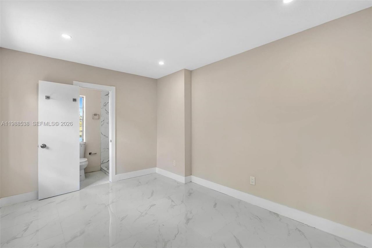 1600 SW 9th St , Fort Lauderdale, FL 33312 Photo