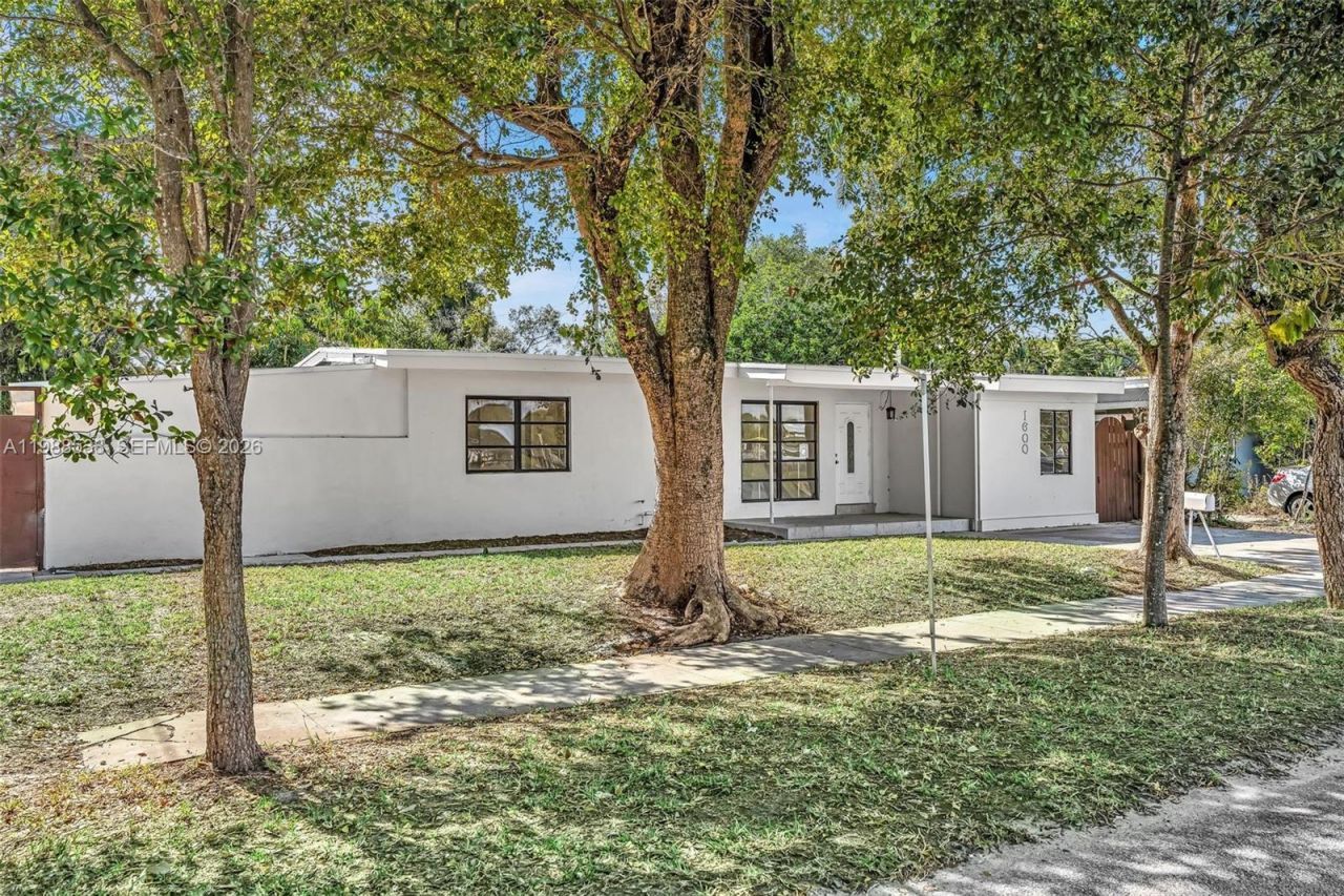 1600 SW 9th St , Fort Lauderdale, FL 33312 Photo