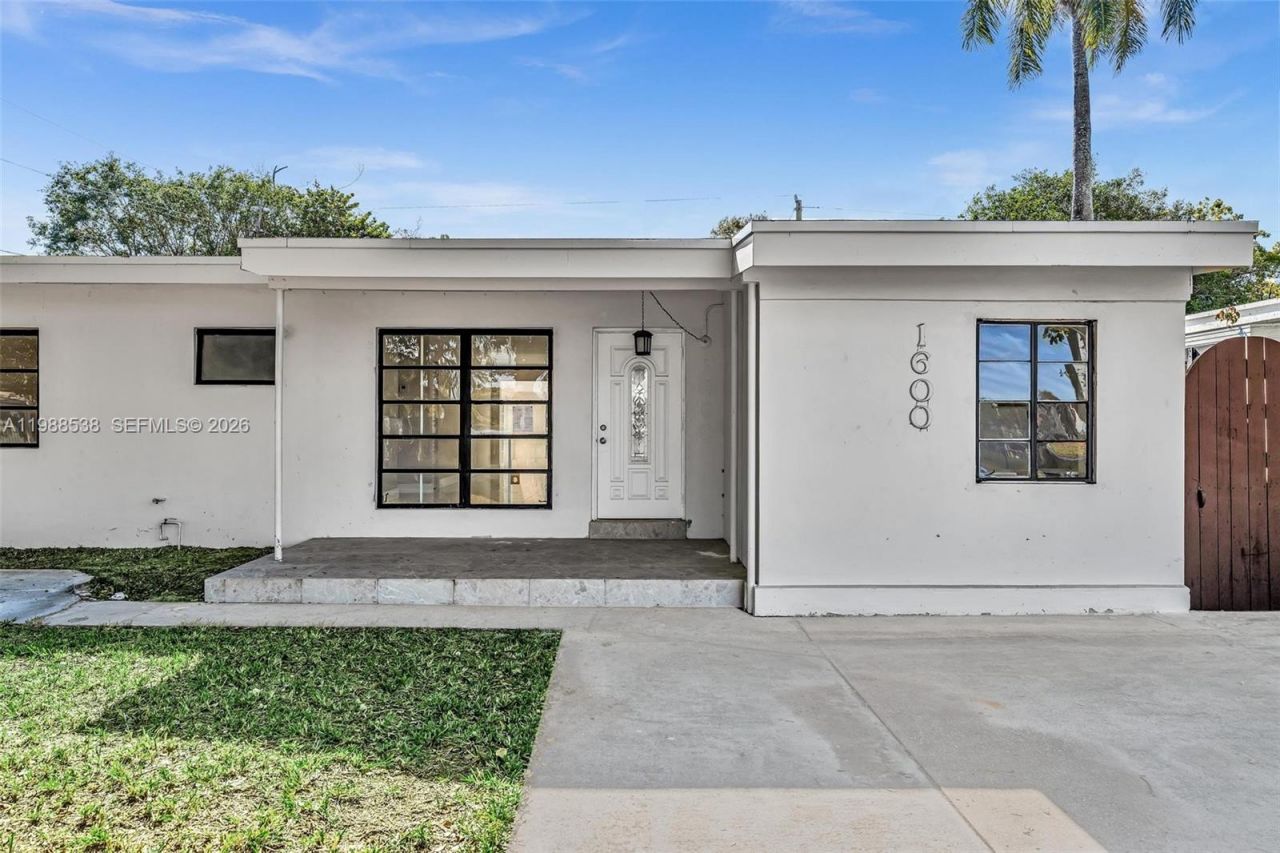 1600 SW 9th St , Fort Lauderdale, FL 33312 Photo