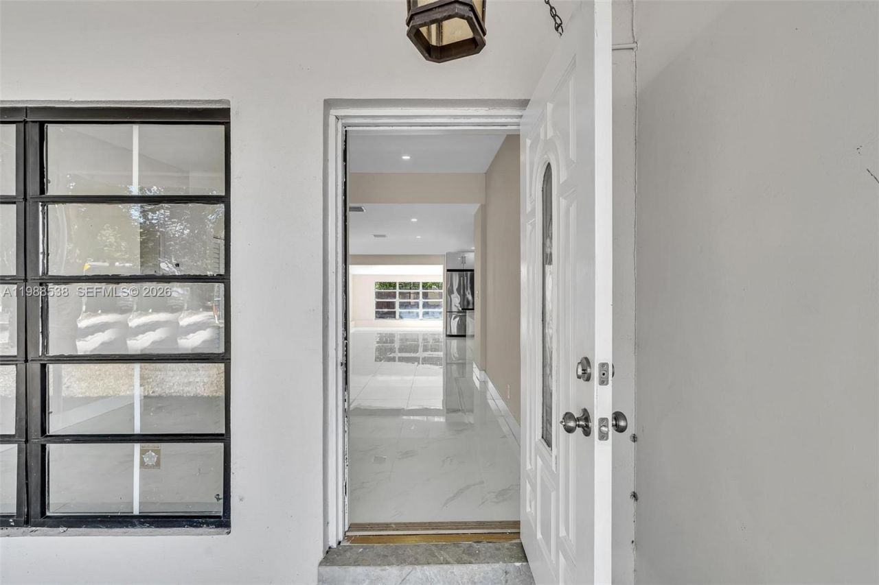 1600 SW 9th St , Fort Lauderdale, FL 33312 Photo